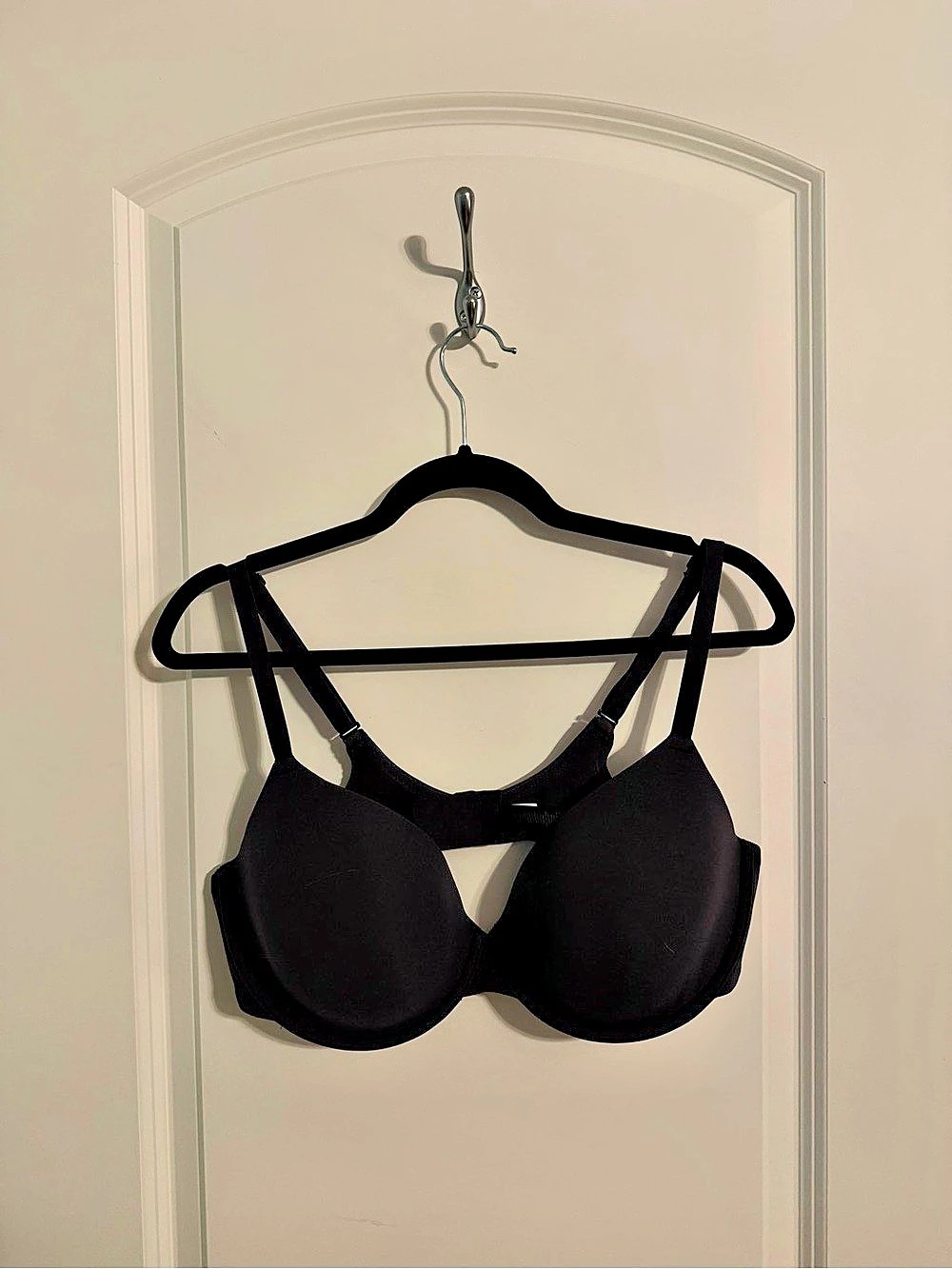 SKIMS Black T-Shirt Bra 40D